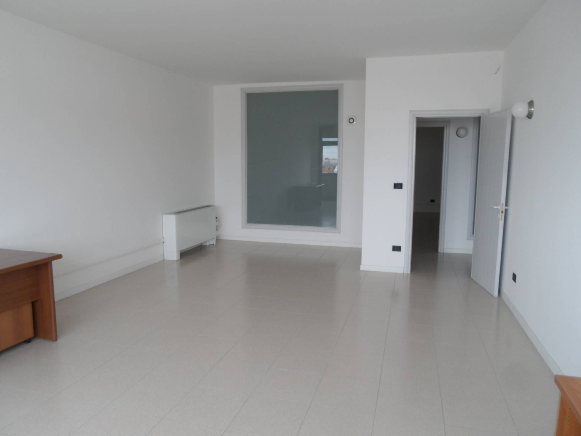 Studio/Ufficio in affitto a San Benedetto del Tronto, Strada Statale 16