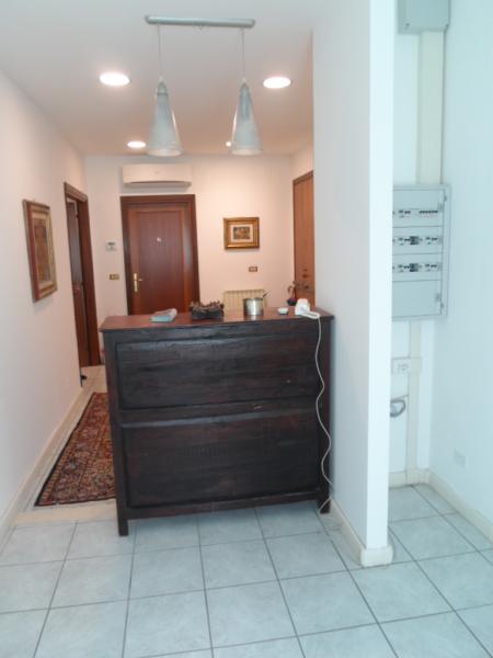 Studio/Ufficio in affitto a San Benedetto del Tronto, Zona Ascolani