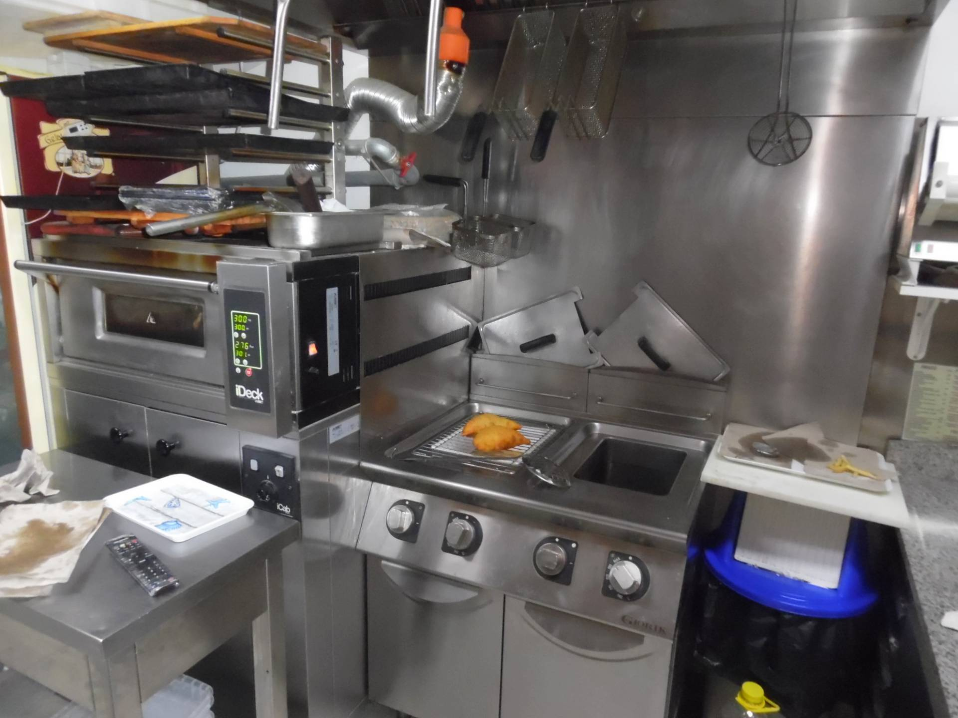 Bar - Pizzeria - Paninoteca - Friggitoria in vendita a San Benedetto del Tronto, Centro