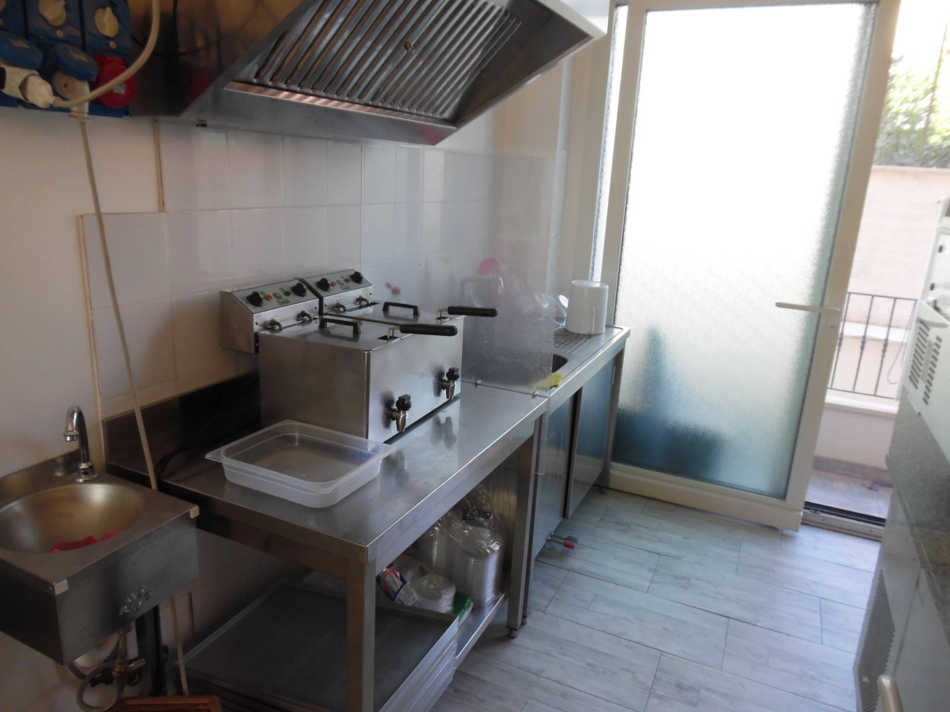 Pizzeria al taglio in vendita a Grottammare, Zona Ascolani