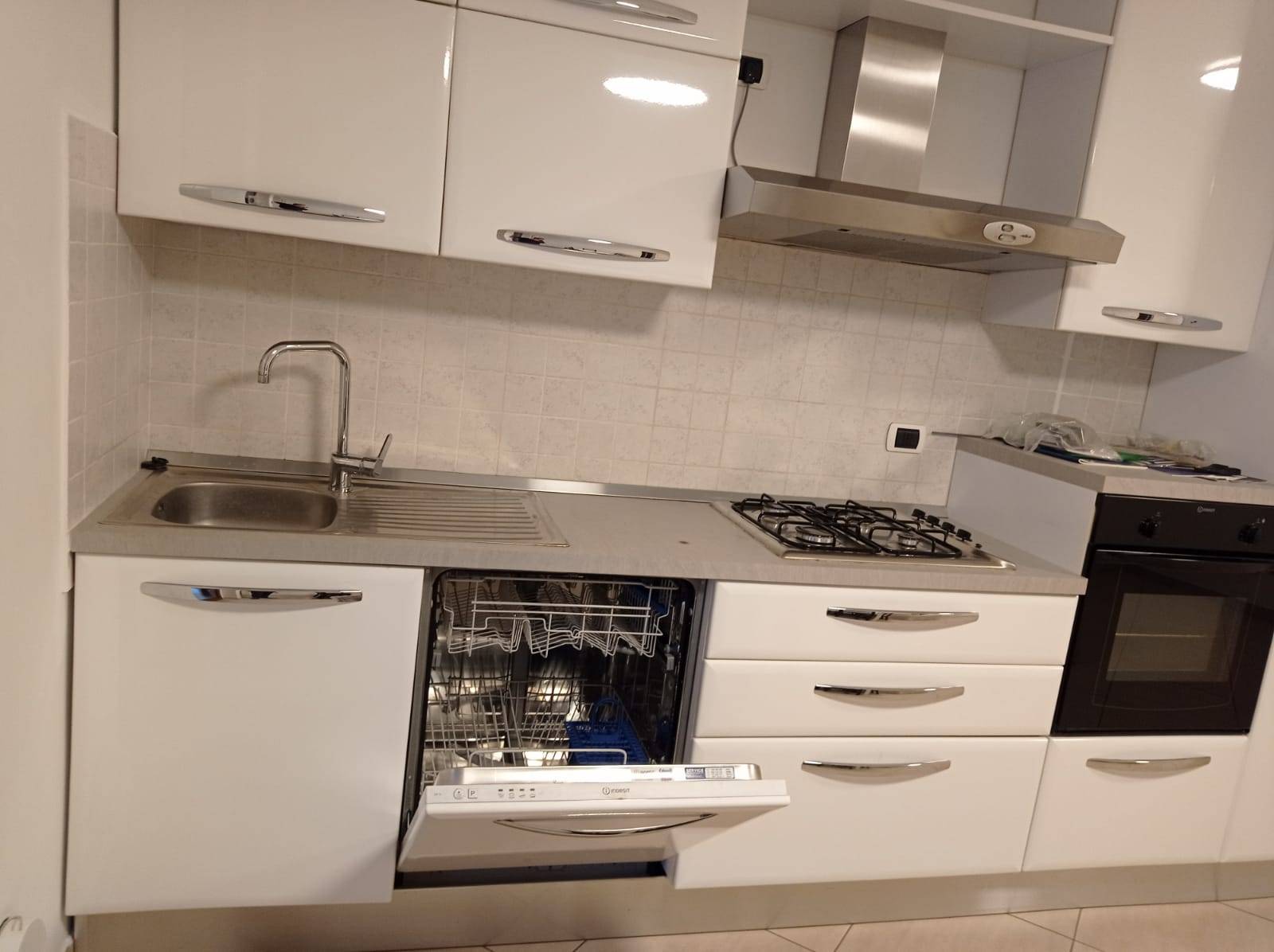 Appartamento in affitto a Grottammare, Zona Ascolani