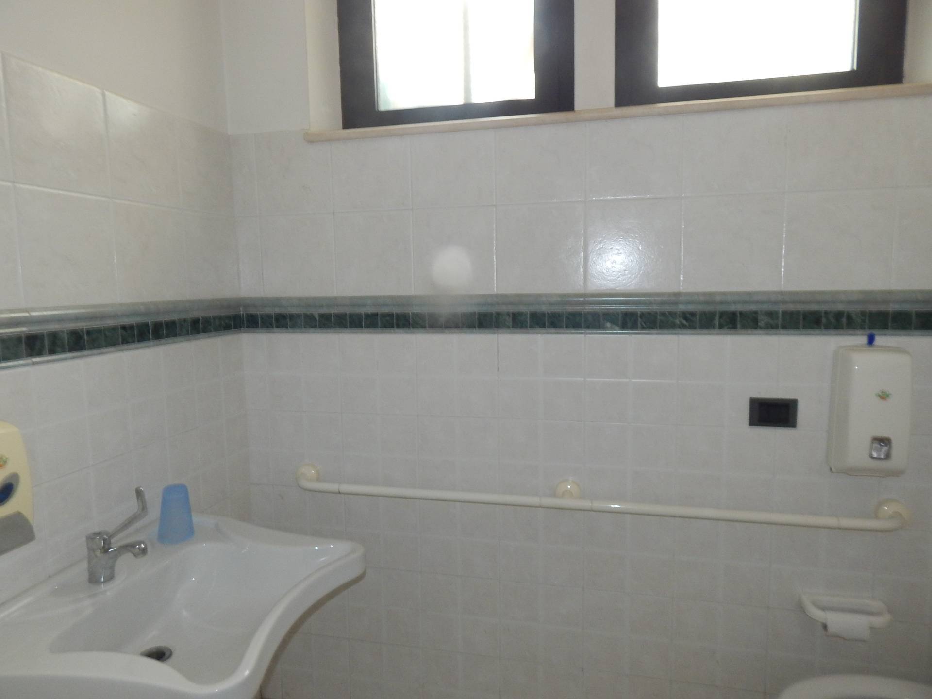 Studio/Ufficio in vendita a San Benedetto del Tronto, Strada Statale 16