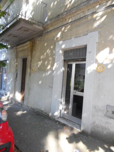 Locale commerciale in affitto a Colonnella