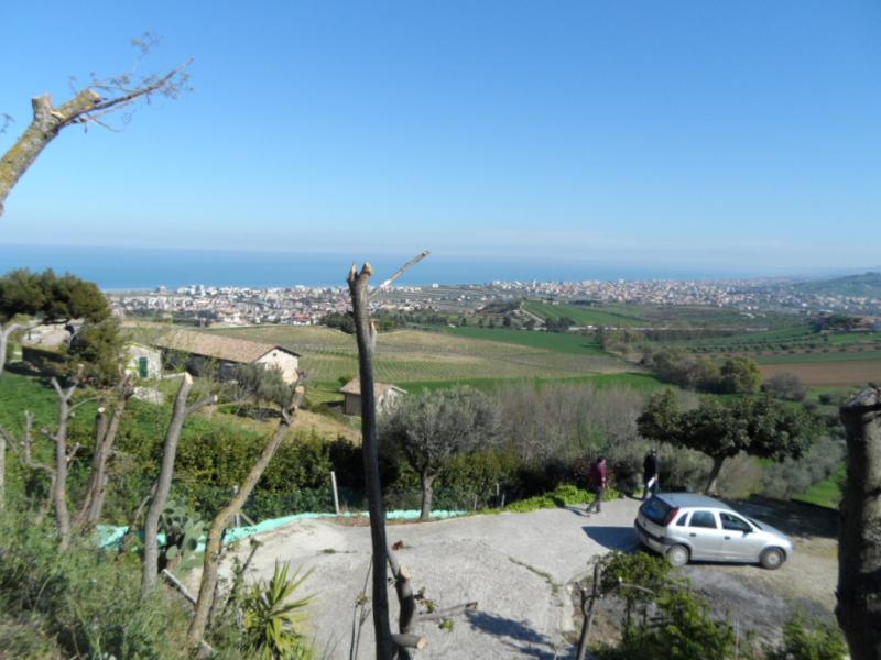 Terreno edificabile in vendita a Colonnella, Contrada Civita
