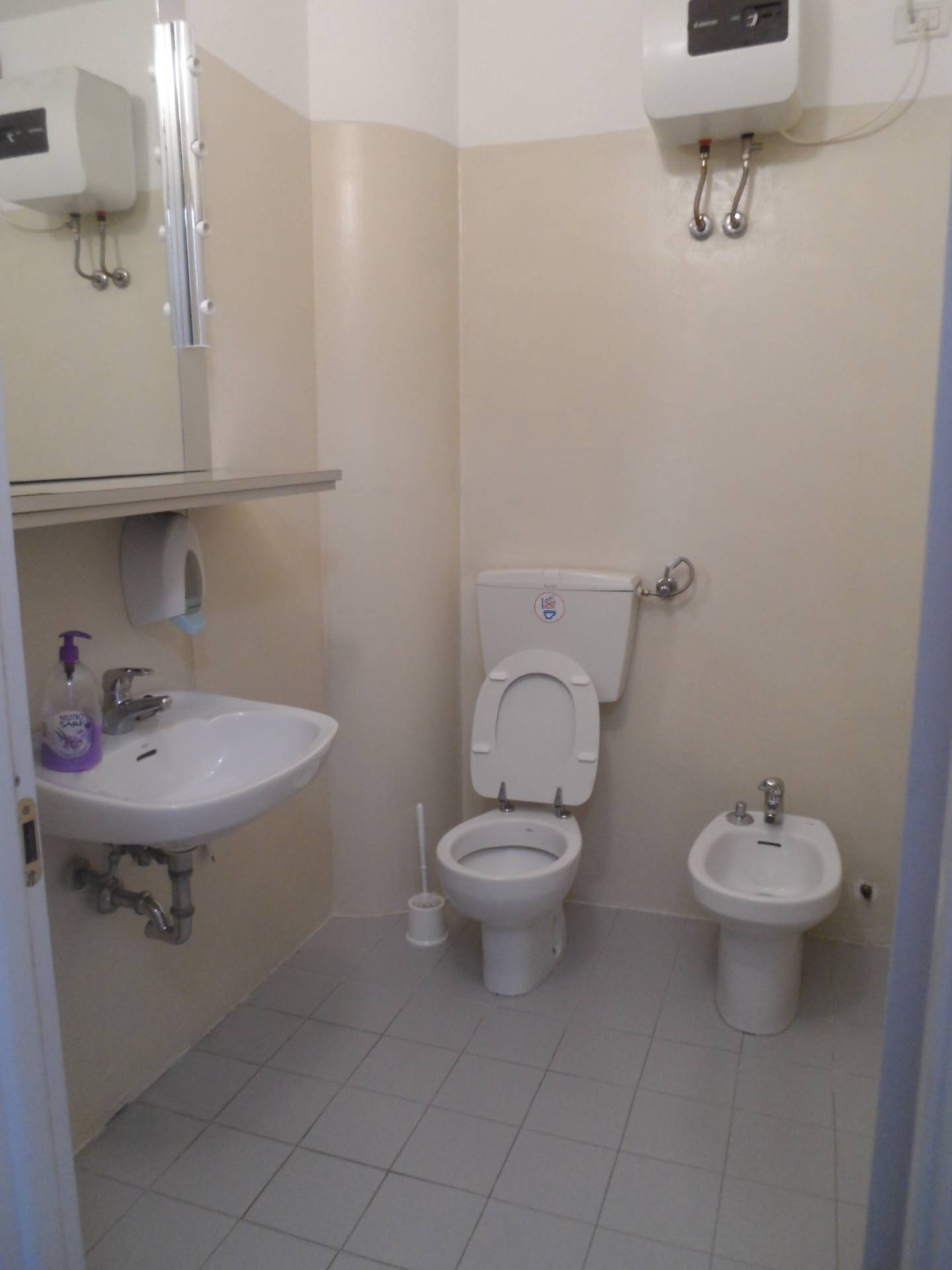 Studio/Ufficio in affitto a San Benedetto del Tronto, Porto d'Ascoli