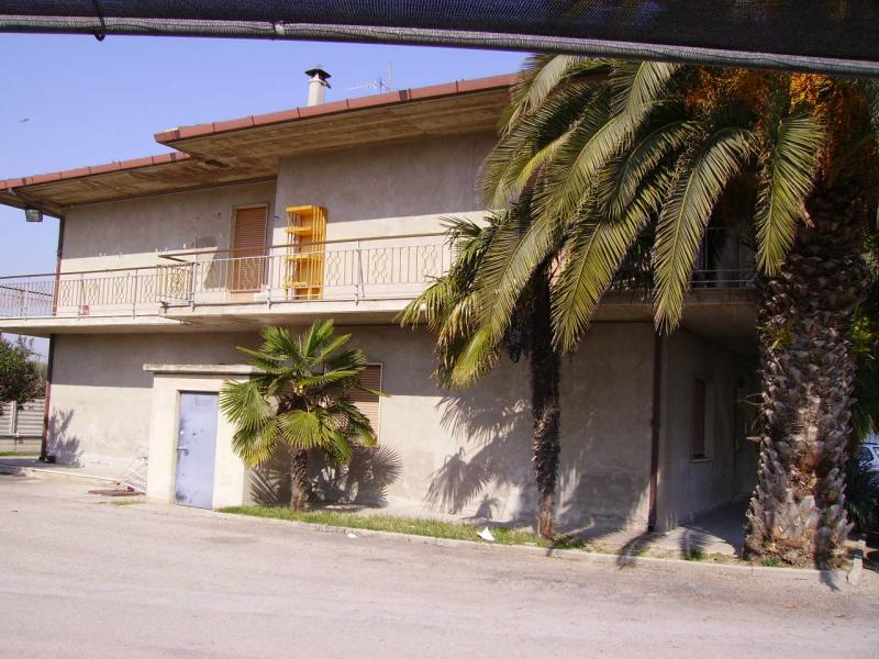 Casa singola in vendita a San Benedetto del Tronto, Porto d'Ascoli
