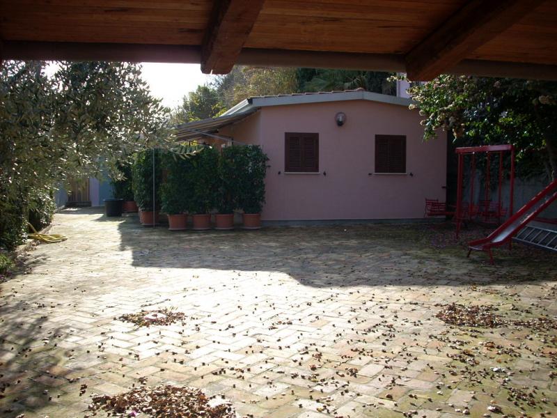 Villaggio Turistico in vendita a Cupra Marittima, mare