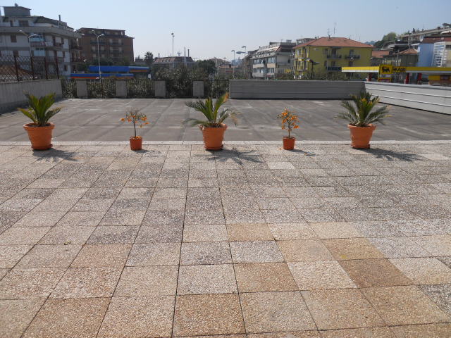 Studio/Ufficio in affitto a San Benedetto del Tronto, Zona Ascolani