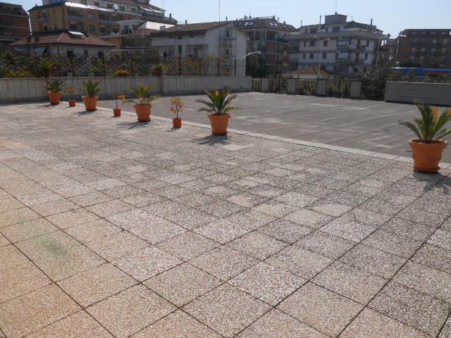 Studio/Ufficio in affitto a San Benedetto del Tronto, Zona Ascolani