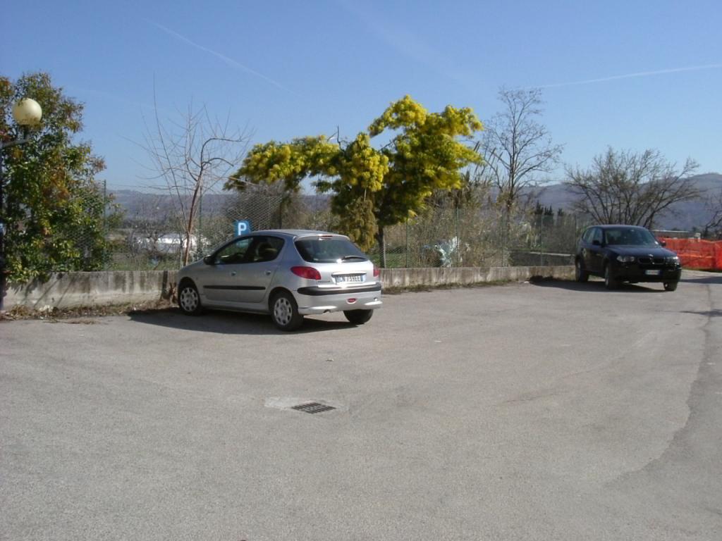 Locale commerciale in vendita a Spinetoli