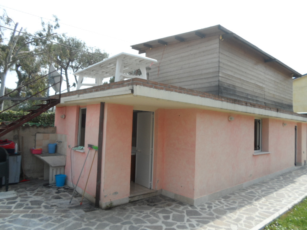 Casa singola in vendita a Alba Adriatica, Zona Mare