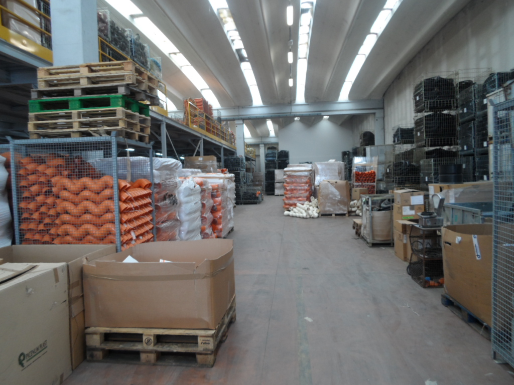 Capannone in vendita a Magliano di Tenna