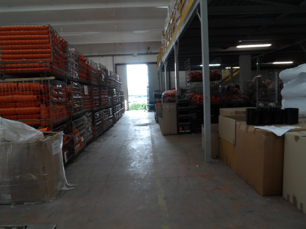 Capannone in vendita a Magliano di Tenna