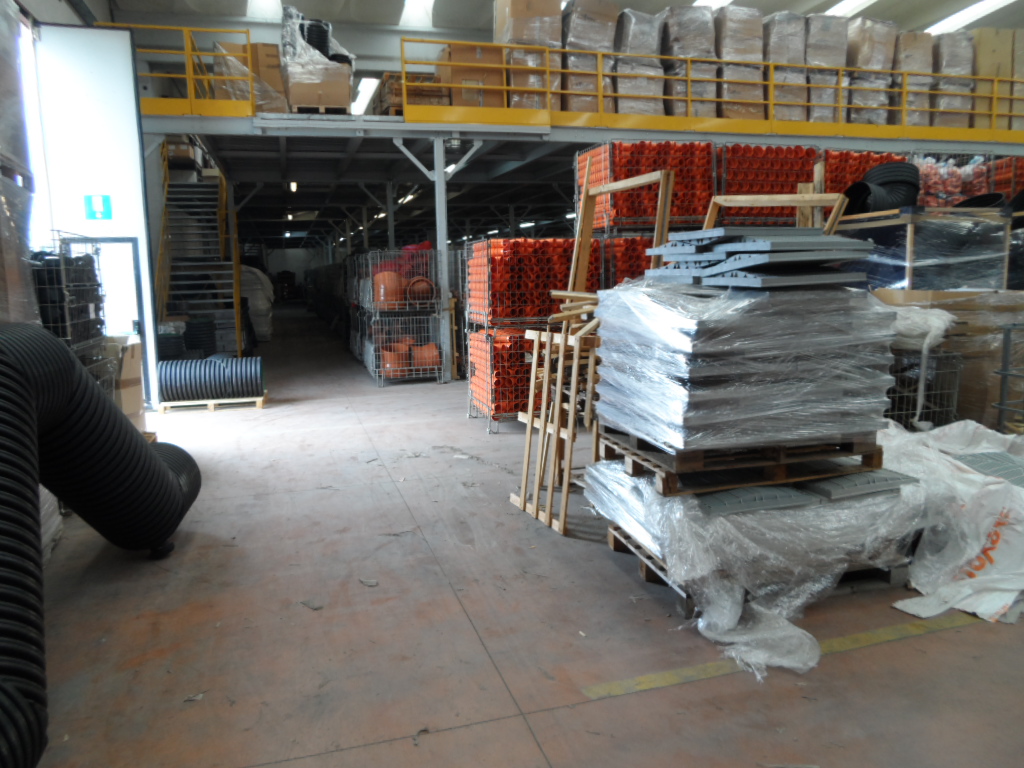 Capannone in vendita a Magliano di Tenna