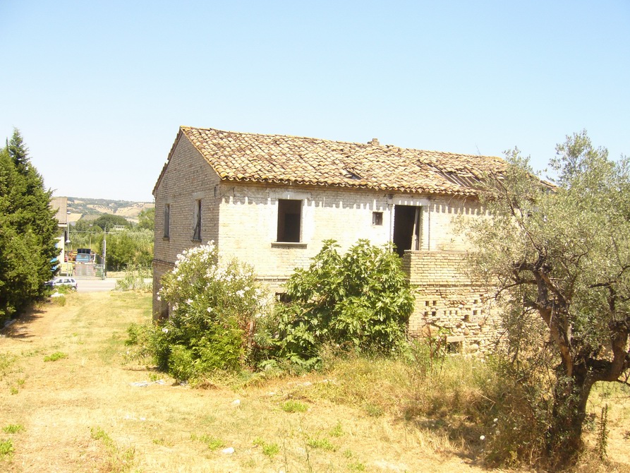 Terreno edificabile in vendita a Colonnella