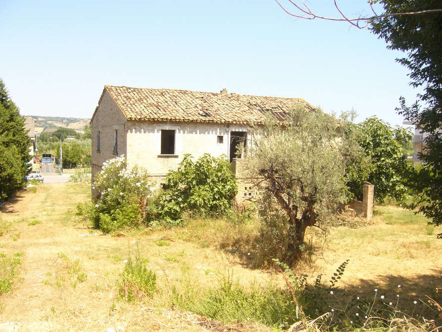 Terreno edificabile in vendita a Colonnella