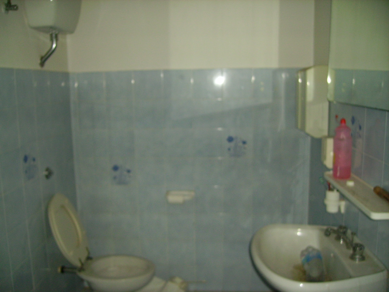 Locale commerciale in vendita a Martinsicuro, Zona Mare