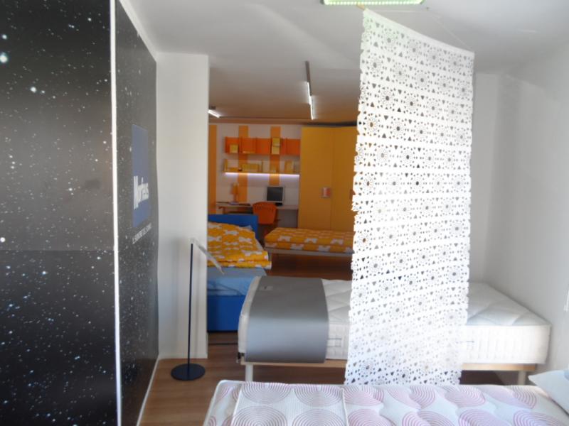 Locale commerciale in vendita a San Benedetto del Tronto, Strada Statale 16