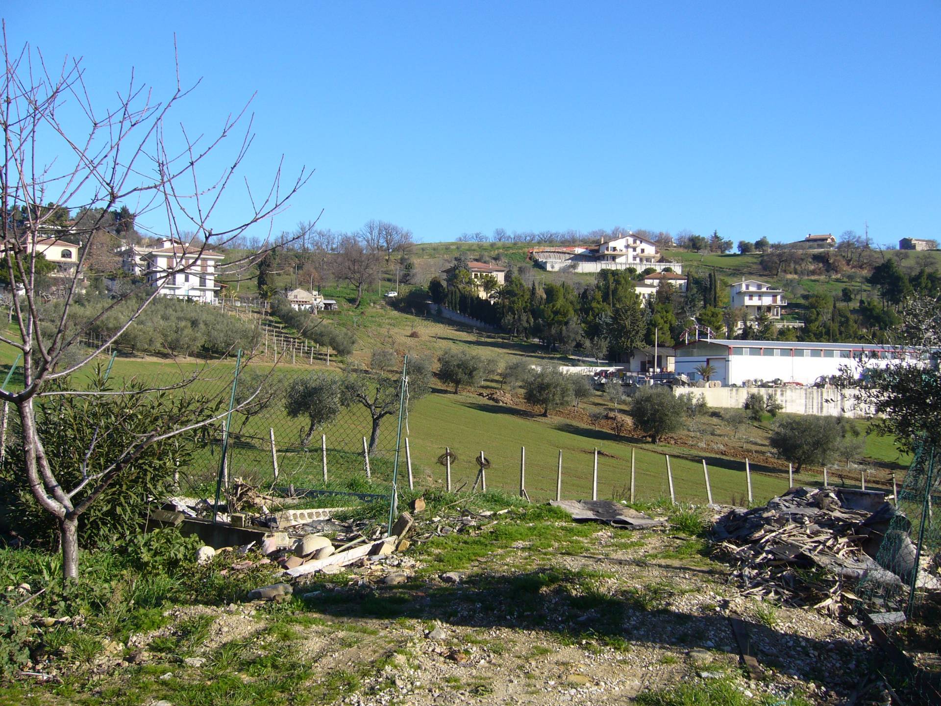 Terreno edificabile in vendita a Colonnella, Contrada Giardino