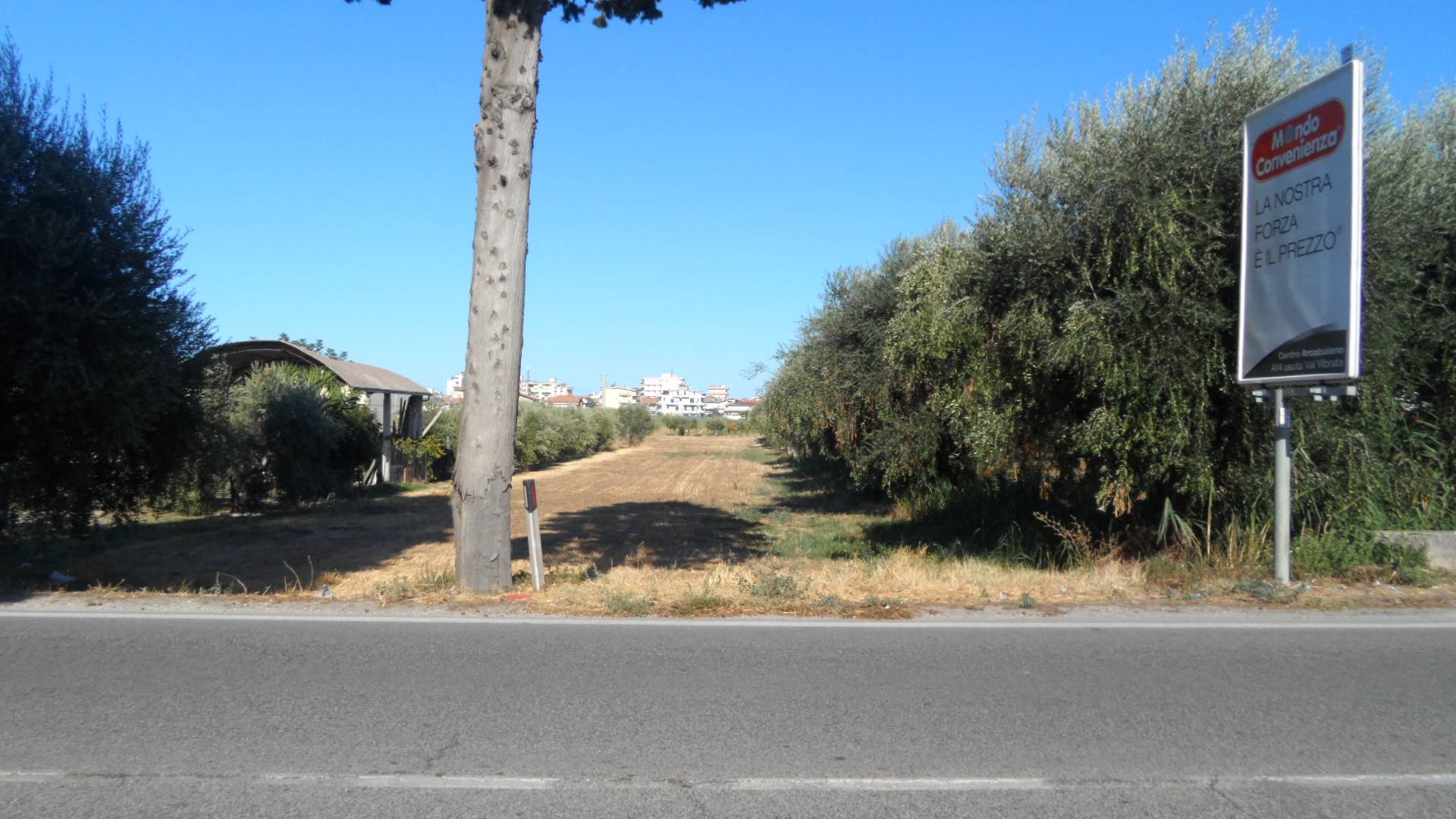 Terreno edificabile in vendita a Alba Adriatica, Strada Statale Adriatica