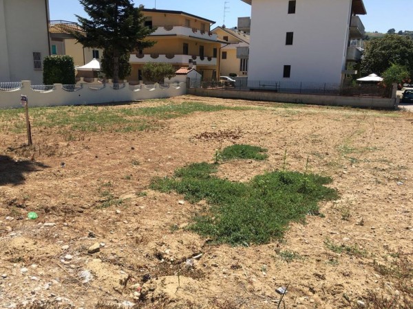 Terreno edificabile in vendita a Tortoreto, Salino