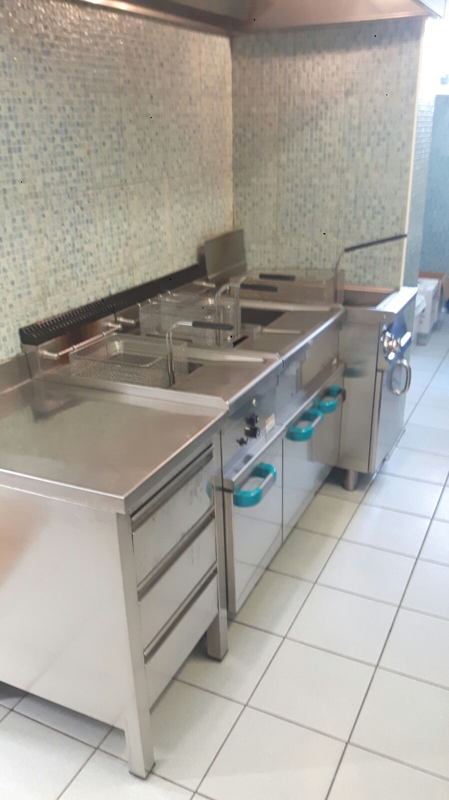 Gastronomia in vendita a San Benedetto del Tronto, Porto d'Ascoli mare