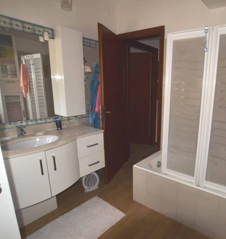 Appartamento in vendita a San Benedetto del Tronto, Ponte Rotto