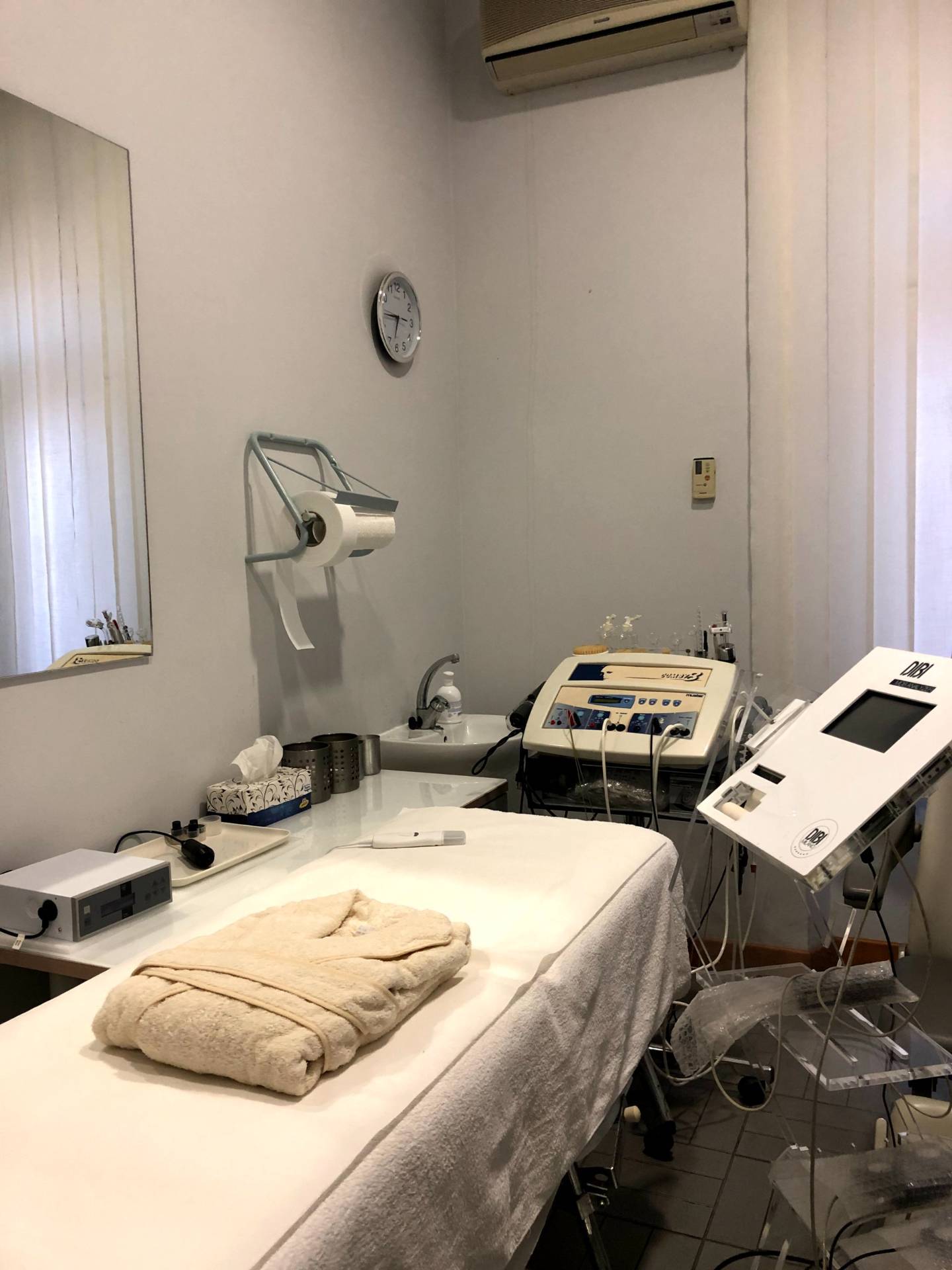 Centro estetico in vendita a San Benedetto del Tronto, Centro