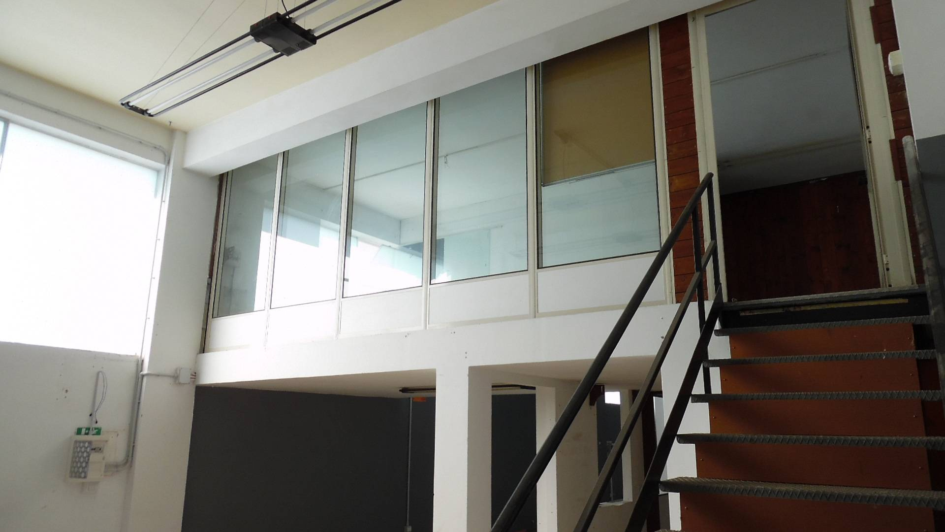 Locale artigianale in vendita a San Benedetto del Tronto, Zona Ascolani