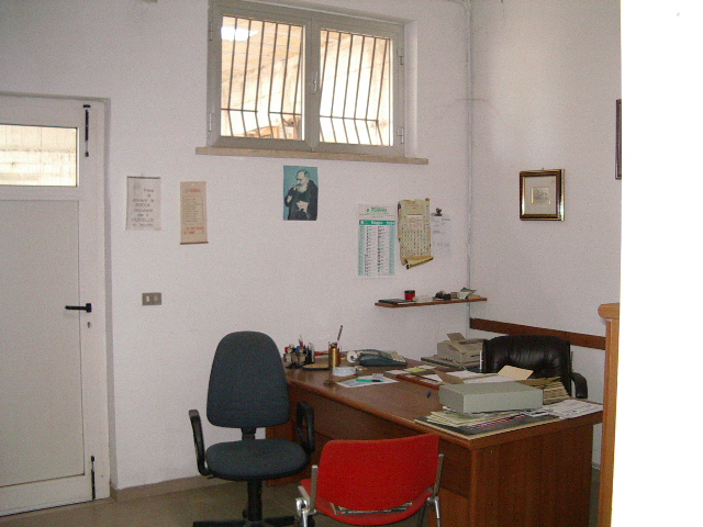 Locale artigianale in vendita a Colonnella