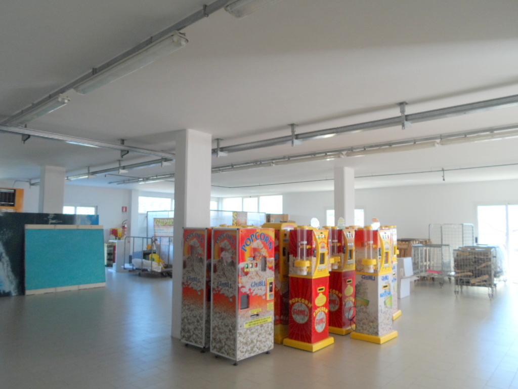 Locale artigianale in vendita a San Benedetto del Tronto, Collinare