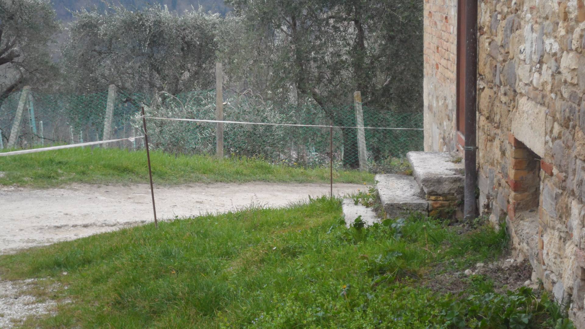 Casa indipendente in vendita a Folignano