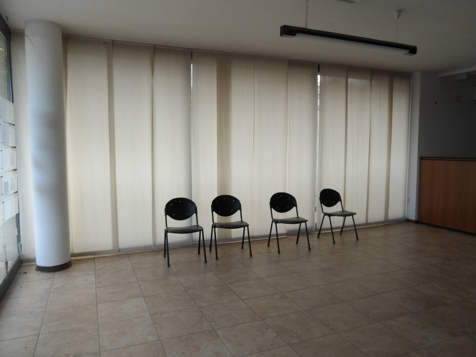 Locale commerciale in vendita a Monteprandone, Centobuchi