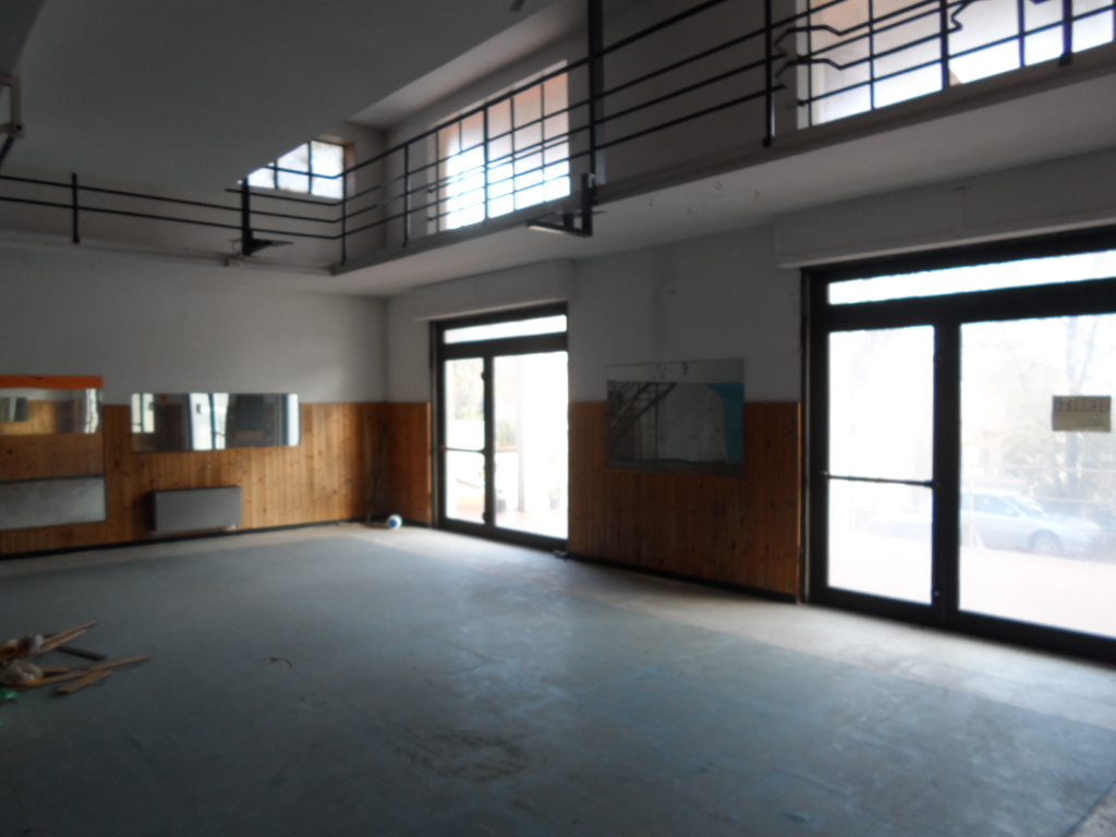 Magazzino - deposito in vendita a Grottammare, Residenziale