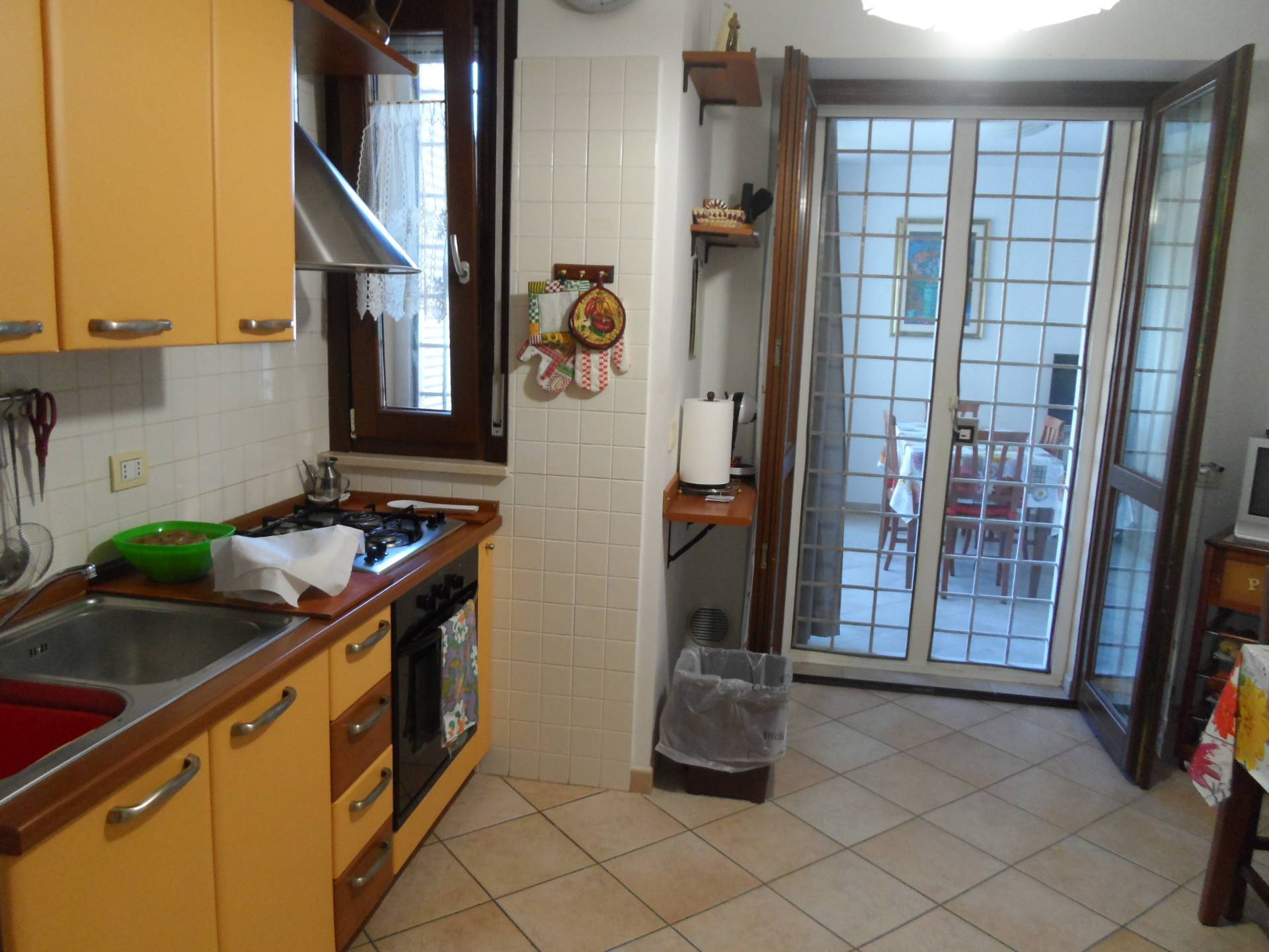 Appartamento in vendita a Alba Adriatica, Zona Mare