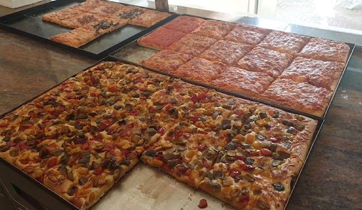 Pizzeria al taglio e d'asporto in vendita a San Benedetto del Tronto, Comune