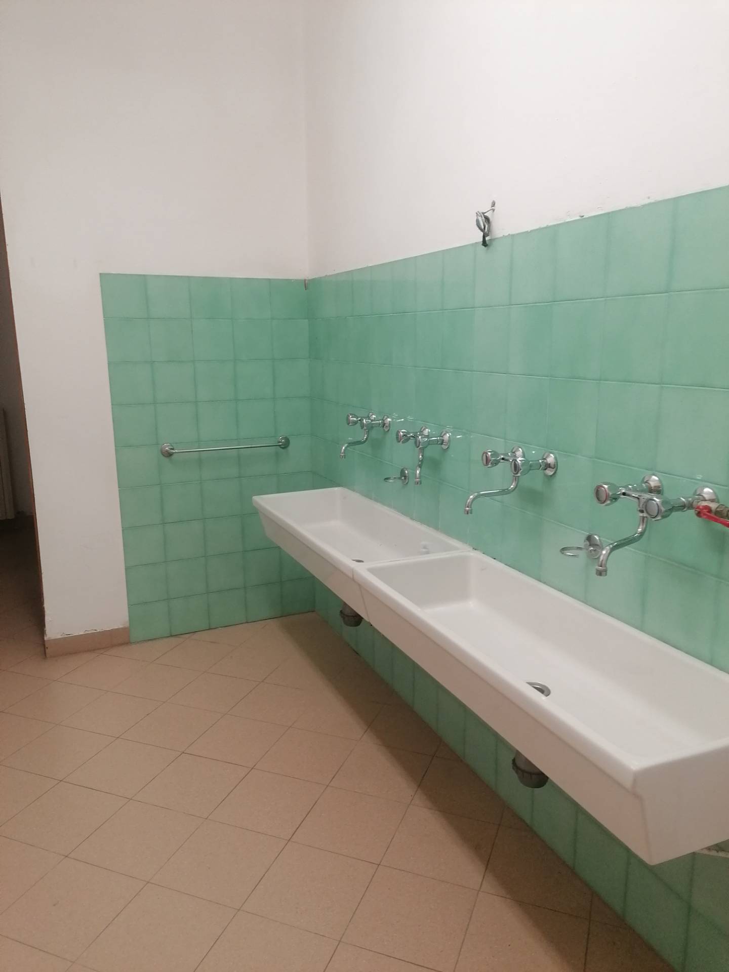 Opificio in affitto a San Benedetto del Tronto, Collinare