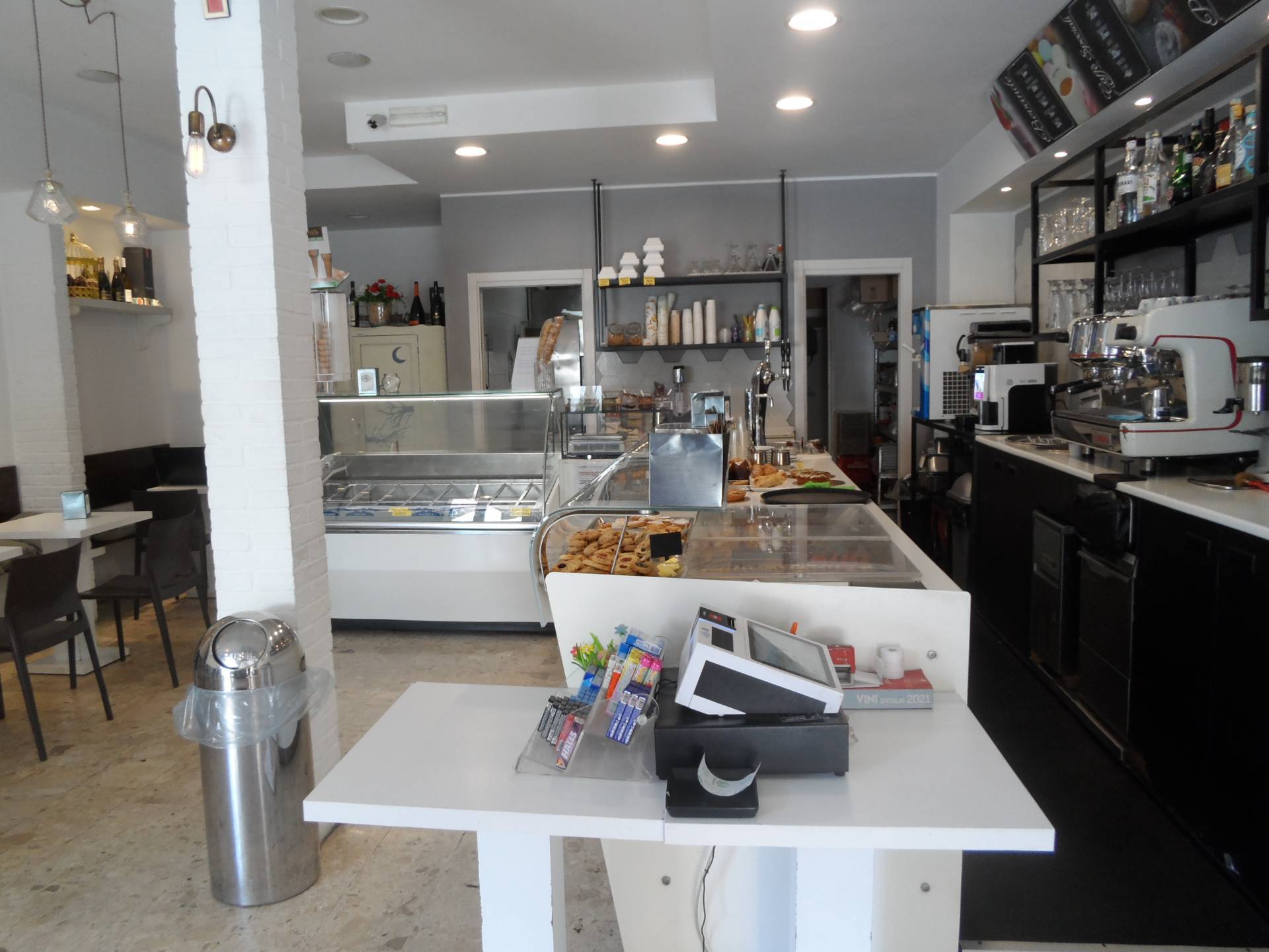 Bar - Gelateria in vendita a Spinetoli, Pagliare del Tronto