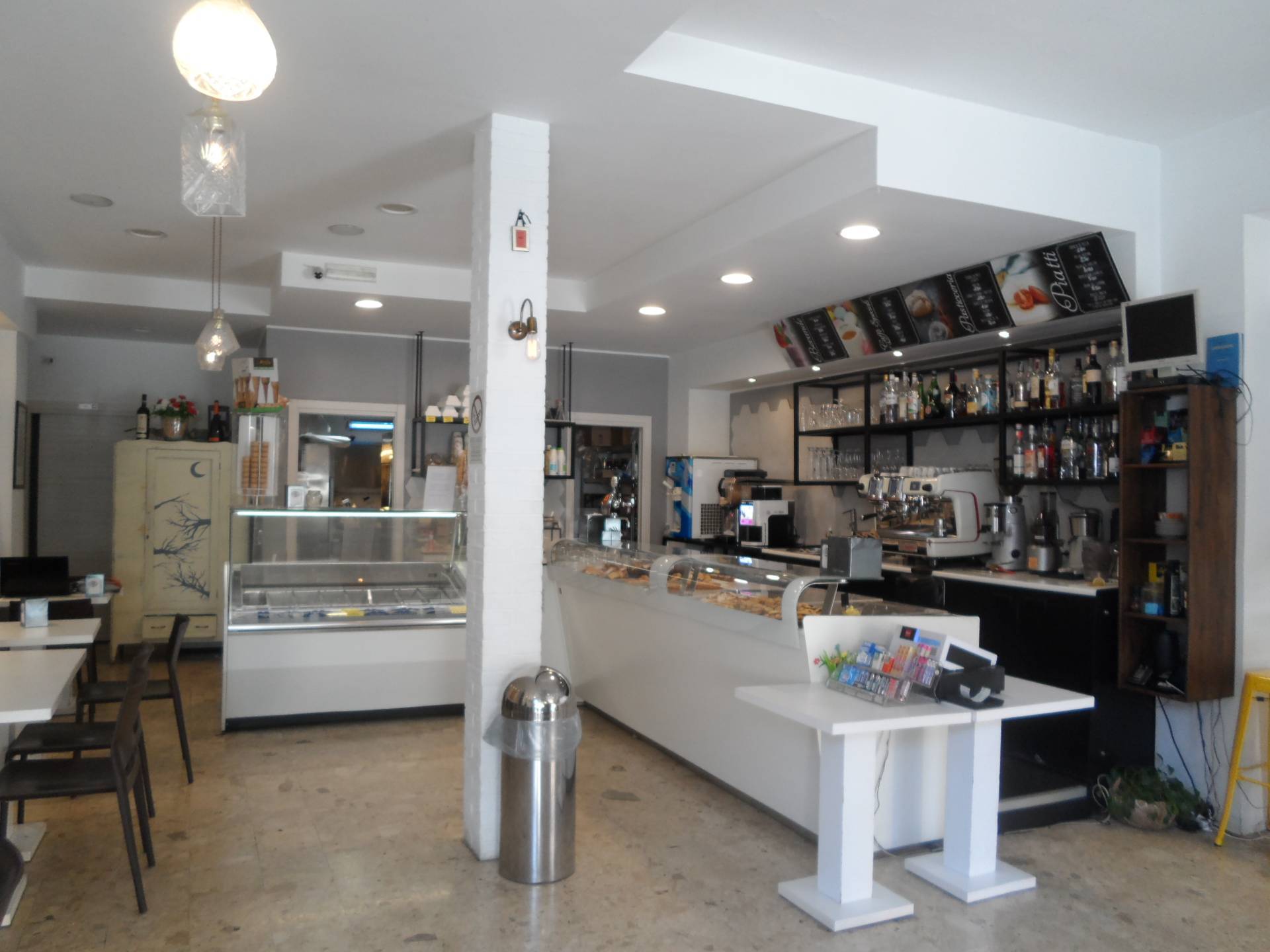 Bar - Gelateria in vendita a Spinetoli, Pagliare del Tronto