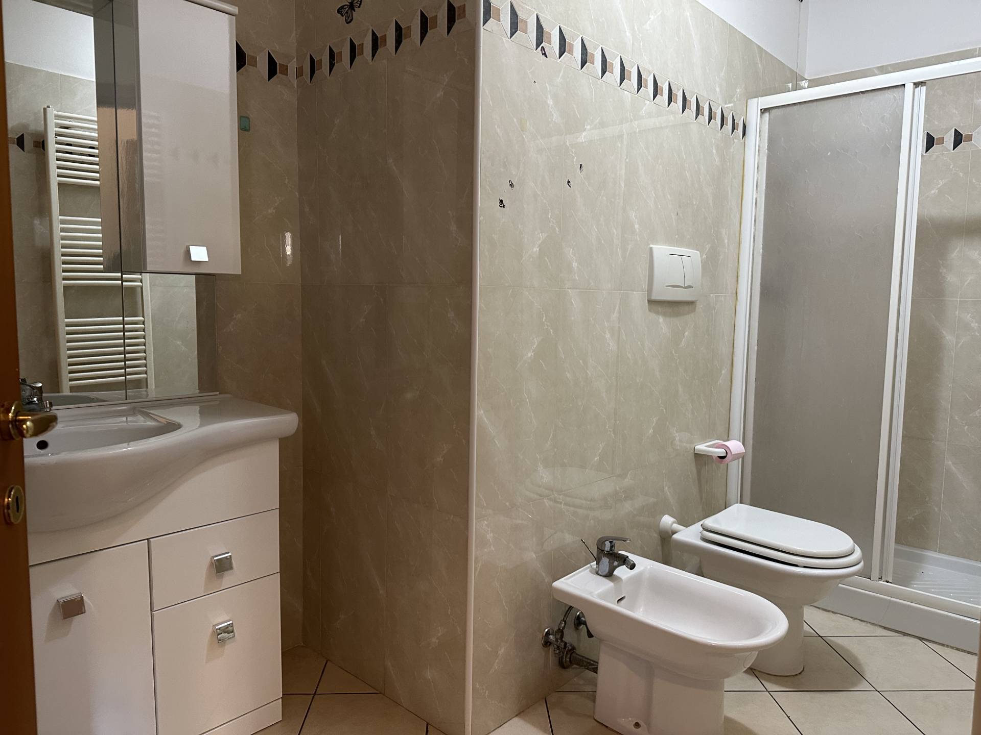 Appartamento in vendita a Martinsicuro, Zona Mare