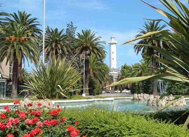 Locale commerciale in vendita a San Benedetto del Tronto, Porto d'Ascoli