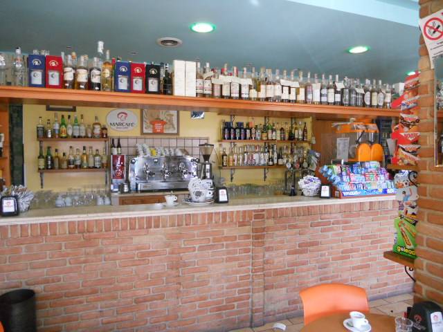 Bar - Tabacchi in vendita a Martinsicuro, Villa Rosa