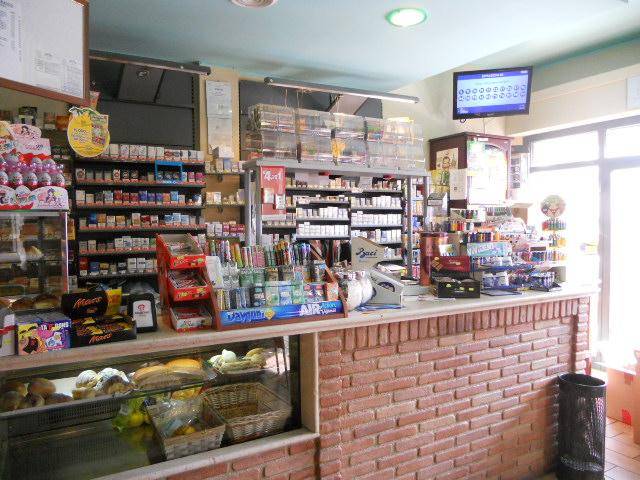 Bar - Tabacchi in vendita a Martinsicuro, Villa Rosa