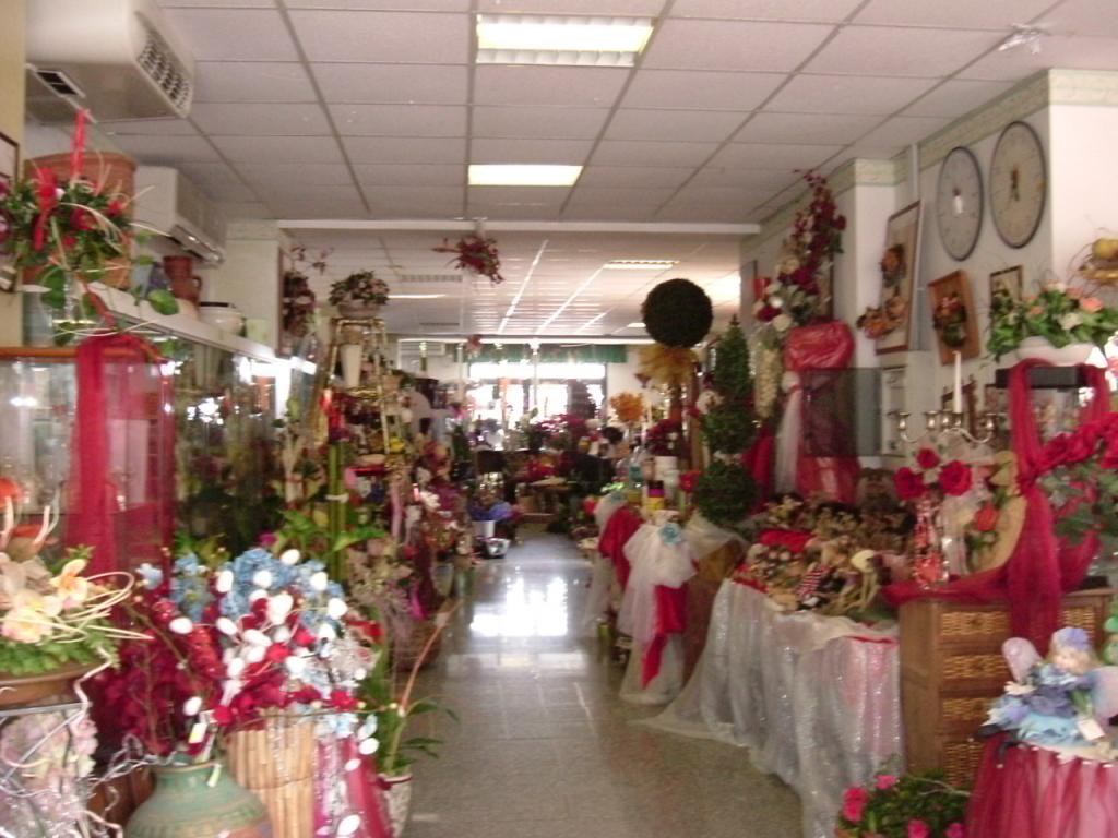 Locale commerciale in vendita a Spinetoli