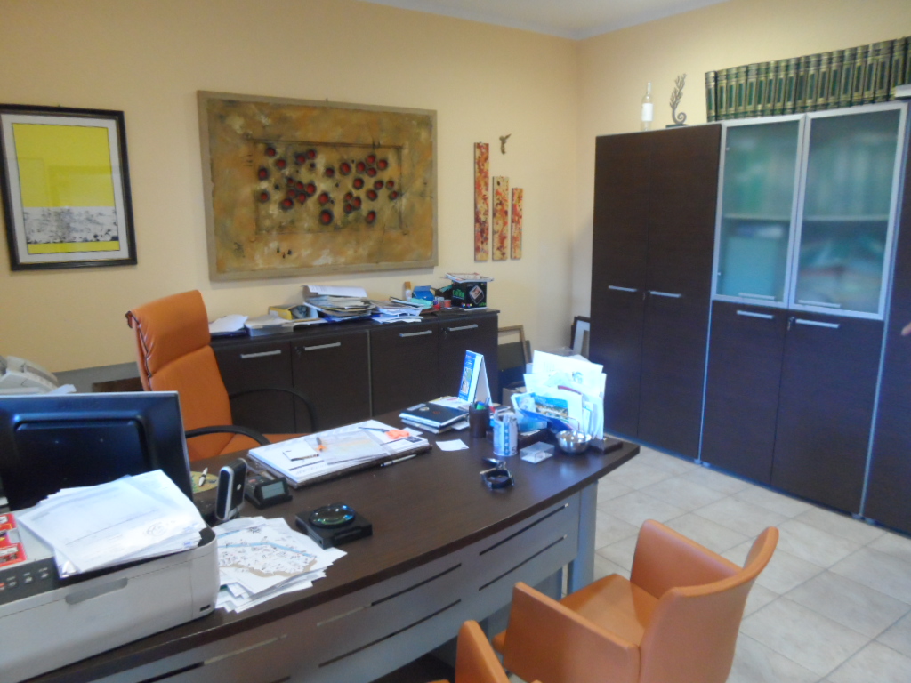 Capannone in vendita a San Benedetto del Tronto, Porto d'Ascoli