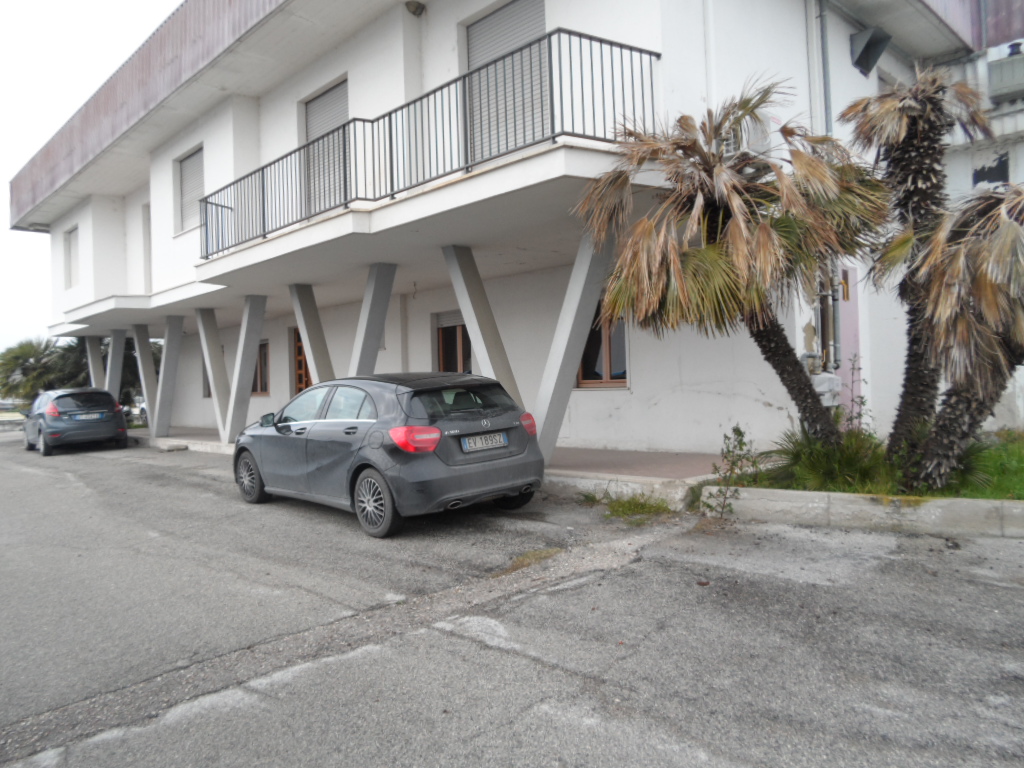 Capannone in vendita a Magliano di Tenna