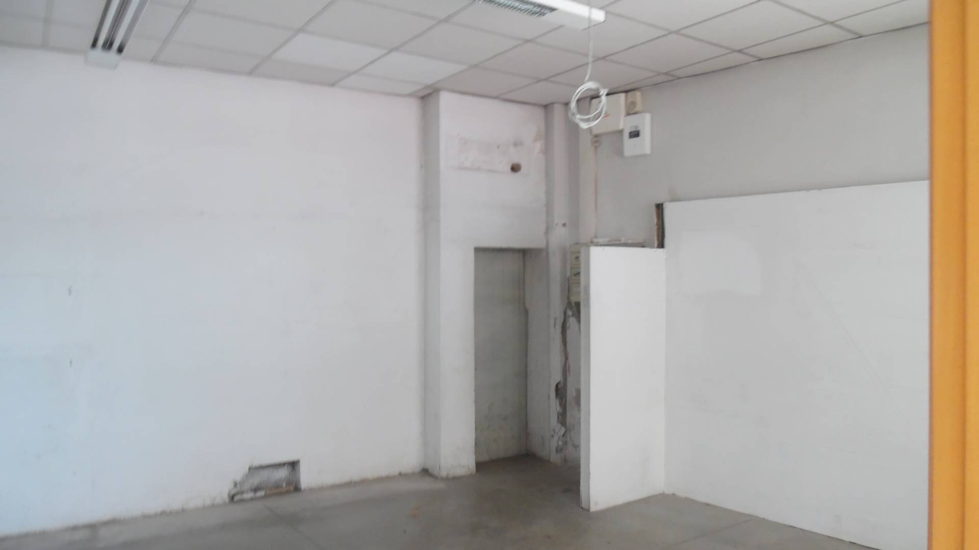 Capannone in vendita a San Benedetto del Tronto, Strada Statale 16