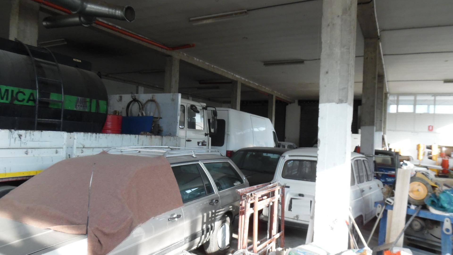 Capannone in vendita a Acquaviva Picena