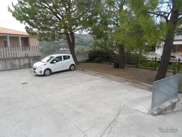 Locale artigianale in vendita a San Benedetto del Tronto, Ponte Rotto