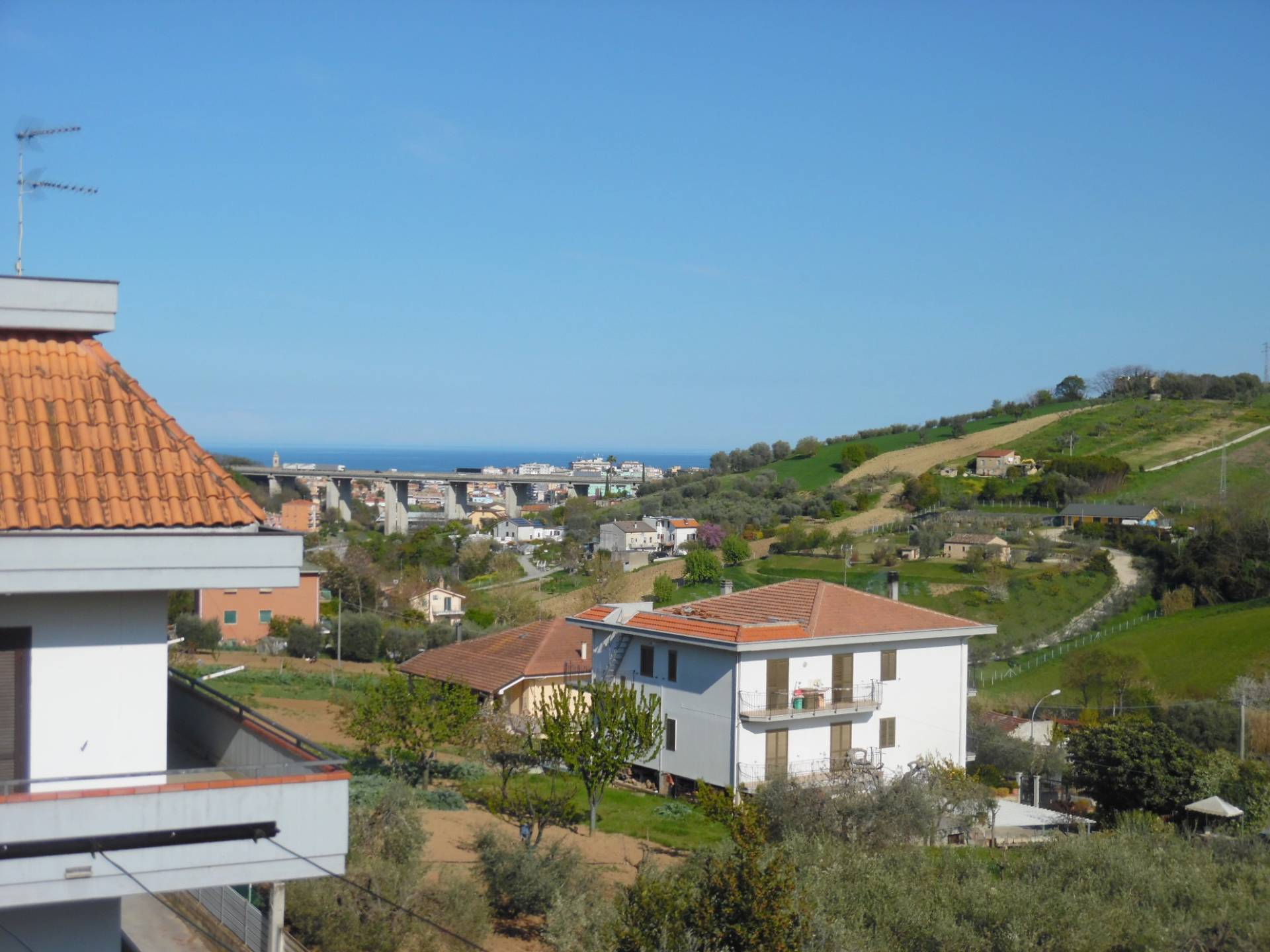 Appartamento in vendita a San Benedetto del Tronto, Collinare